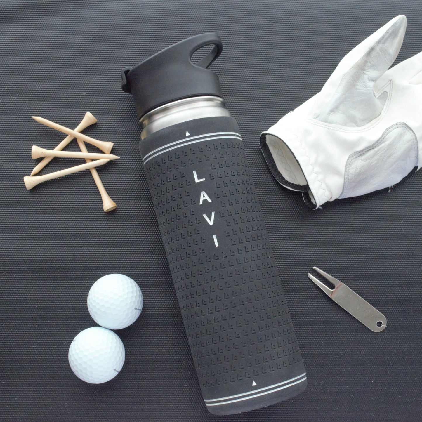 Sip LAVI Bottle | Black Golf Grip